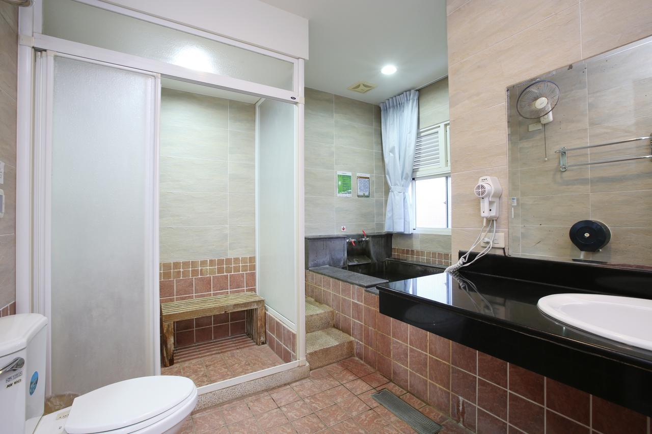 Cyuan Tang Hot Spring Hotel Jiaoxi Zewnętrze zdjęcie